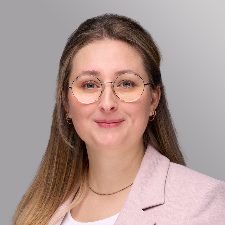Annette Ill