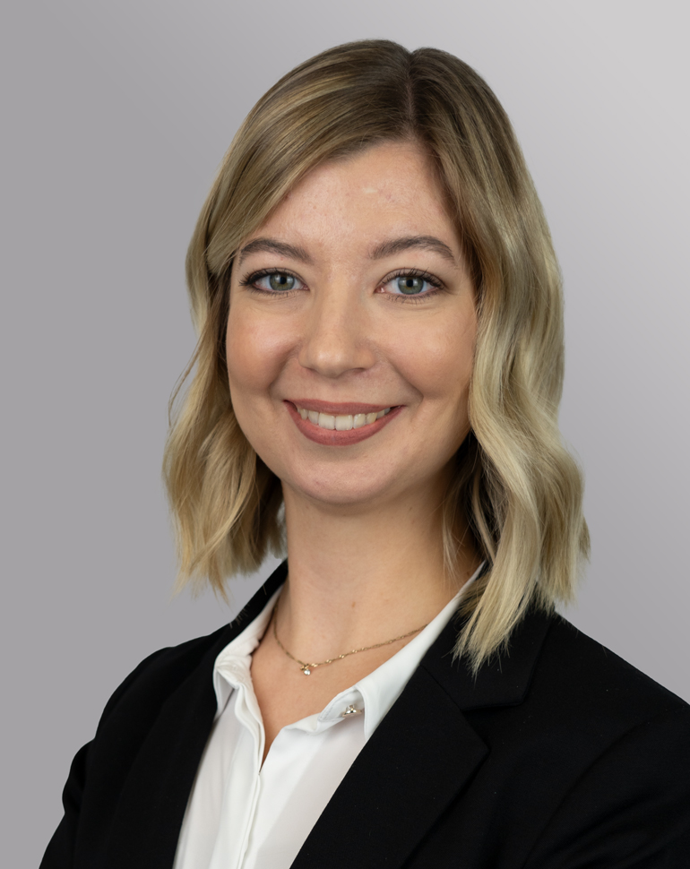 Dr. Delia Jusciak